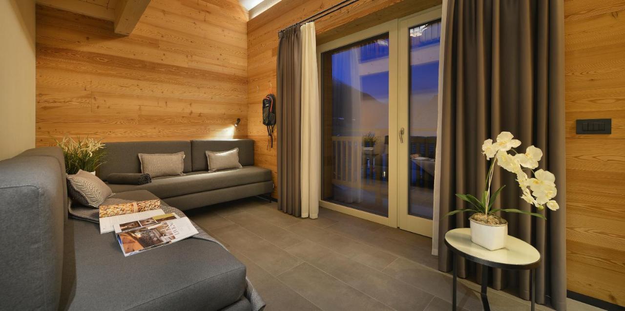 Hotel Sporting Family Hospitality Livigno Ruang foto